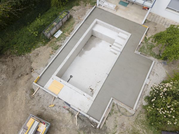 Gunite Pool Crack Repair